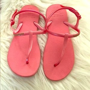 Havaianas Hot Pink T Strap Sandals